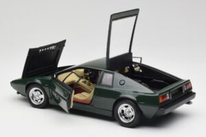 Lotus Esprit S1 Vert AUTOart 1:18 75302 Métal Moulé — image 5 sur 8