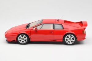 Lotus Esprit V8 Rouge AUTOart 1:18 75311 Métal Moulé — image 4 sur 8