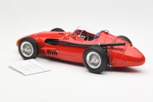 Maserati 250F J-M. Fangio F1 World Champion 1957 CMC 1:18 M-051 Métal Moulé — image 4 sur 6