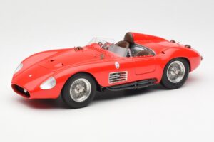 Maserati 300S Rouge CMC 1:18 M-105 Métal Moulé