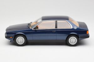 Maserati Biturbo Coupe Bleu Foncé Métallisé Minichamps 1:18 107123500 Métal Moulé — image 3 sur 6