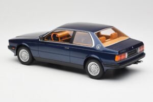 Maserati Biturbo Coupe Bleu Foncé Métallisé Minichamps 1:18 107123500 Métal Moulé — image 5 sur 6
