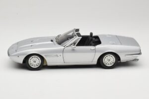 Maserati Ghibli Spyder Argent Minichamps 1:18 100122330 Métal Moulé — image 4 sur 7