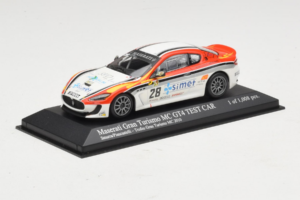 Maserati GranTurismo MC GT4 #28 Smurra / Piancastelli Maserati MC 2010 Minichamps 1:43 400101228 Métal Moulé — image 2 sur 5