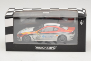 Maserati GranTurismo MC GT4 #28 Smurra / Piancastelli Maserati MC 2010 Minichamps 1:43 400101228 Métal Moulé — image 5 sur 5