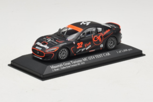 Maserati GranTurismo MC GT4 #32 J. Sicart Maserati MC 2010 Minichamps 1:43 400101232 Métal Moulé — image 2 sur 5