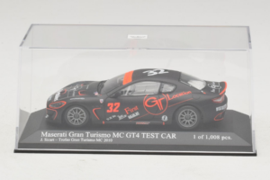 Maserati GranTurismo MC GT4 #32 J. Sicart Maserati MC 2010 Minichamps 1:43 400101232 Métal Moulé — image 4 sur 5