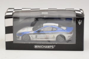 Maserati GranTurismo MC GT4 #9 Moncada / Petrini Maserati MC 2010 Minichamps 1:43 400101209 Métal Moulé — image 4 sur 5