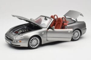 Maserati 4200 GT Spyder Gris Bburago 1:18 18-12019 Métal Moulé — image 2 sur 8