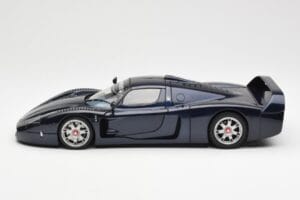 Maserati MC12 Road Car Bleu Metallic AUTOart 1:18 75802 Métal Moulé — image 4 sur 8