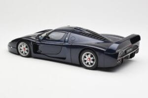 Maserati MC12 Road Car Bleu Metallic AUTOart 1:18 75802 Métal Moulé — image 7 sur 8