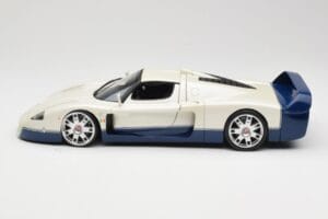 Maserati MC12 Blanc Bleu Hot Wheels 1:18 G7158 Métal Moulé — image 4 sur 8