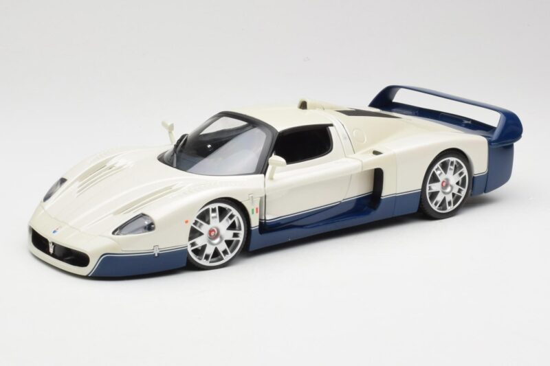 Maserati MC12 Blanc Bleu Hot Wheels 1:18 G7158 Métal Moulé