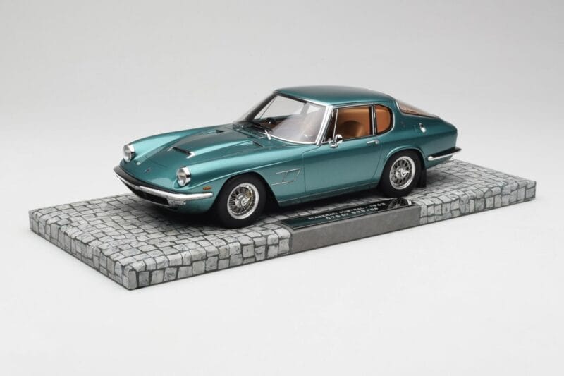 Maserati Mistral Bleu Minichamps 1:18 107123420 Résine