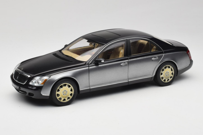 Maybach 57 SWB Caspian Black Himalayas Grey AUTOart 1:18 76151 Métal Moulé