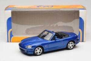 Mazda MX-5 NA 10th Anniversary Blue Metallic Gate 1:18 01071 Métal Moulé — image 8 sur 8
