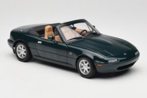 Mazda MX-5 NA Emerald Green Gate 1:18 01017 Métal Moulé — image 6 sur 8