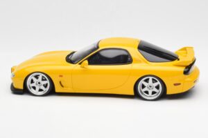 Mazda RX-7 FD Type R Bathurst R Jaune Otto 1:18 OT397 Résine — image 3 sur 6
