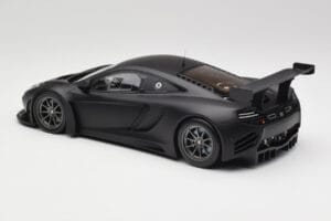 McLaren 12C GT3 Carbon Mat Noir Minichamps 1:18 151121390 Métal Moulé — image 5 sur 6
