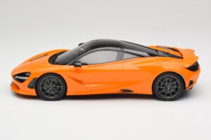 McLaren 750S McLaren Orange TopSpeed 1:18 TS0547 Métal Moulé — image 3 sur 6