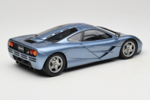 McLaren F1 Bleu LCD 1:18 LCD18014-BU Métal Moulé — image 3 sur 8