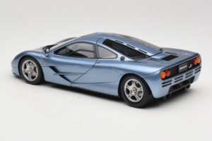McLaren F1 Bleu LCD 1:18 LCD18014-BU Métal Moulé — image 7 sur 8