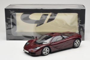McLaren F1 Burgundy Red GT Spirit 1:18 GT534 Résine — image 6 sur 6