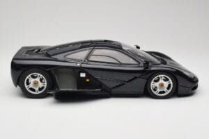 McLaren F1 Dark Blue Metallic Minichamps 1:12 530133128 Métal Moulé — image 4 sur 9
