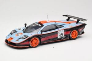McLaren F1 GTR #39 Gulf R. Bellm / A. Gilbert / M. Sekiya 24 Hours of Le Mans 1997 UT Models 1:18 39725 Métal Moulé