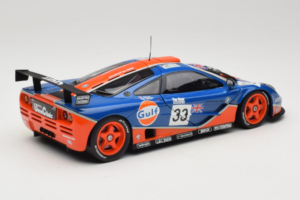 McLaren F1 GTR Gulf #33 R. Bellm / M. Weaver / J-J. Lehto 24 Hours of Le Mans 1996 UT Models 1:18 530161833 Métal Moulé — image 3 sur 8