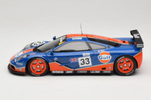 McLaren F1 GTR Gulf #33 R. Bellm / M. Weaver / J-J. Lehto 24 Hours of Le Mans 1996 UT Models 1:18 530161833 Métal Moulé — image 4 sur 8