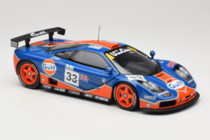 McLaren F1 GTR Gulf #33 R. Bellm / M. Weaver / J-J. Lehto 24 Hours of Le Mans 1996 UT Models 1:18 530161833 Métal Moulé — image 6 sur 8