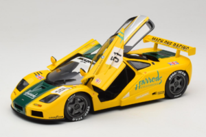 McLaren F1 GTR #51 Mach One Racing Le Mans 1995 UT Models 1:18 530151851 Métal Moulé — image 2 sur 8