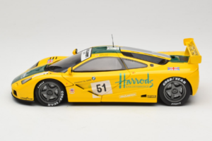 McLaren F1 GTR #51 Mach One Racing Le Mans 1995 UT Models 1:18 530151851 Métal Moulé — image 4 sur 8