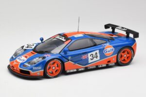 McLaren F1 GTR #34 Gulf Racing 1996 UT Models 1:18 39621 Métal Moulé