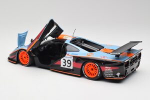McLaren F1 GTR #39 R. Bellm / A. Gilbert-Scott 24 Hours of Le Mans 1997 Minichamps 1:18 530133739 Métal Moulé — image 5 sur 8