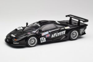 McLaren F1 GTR #41 T. Büscher / R. Gounon 1997 UT Models 1:18 26011 Métal Moulé