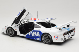 McLaren F1 GTR #9 P. Kox / R. Ravaglia FIA GT Championship 1997 UT Models 1:18 39711 Métal Moulé — image 5 sur 8