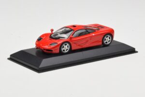McLaren F1 Rouge Minichamps 1:43 433133438 Métal Moulé — image 2 sur 4