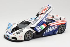 McLaren F1 GTR Team Bigazzi #39 N. Piquet / A. Cecotto / D. Sullivan 24 Hours of Le Mans 1996 Minichamps 1:18 530133639 Métal — image 2 sur 8