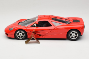 McLaren F1 High Mirror Light Red Guiloy 1:18 67505 Métal Moulé — image 4 sur 8