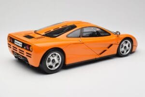 McLaren F1 Orange Minichamps 1:12 530133131 Métal Moulé — image 3 sur 9