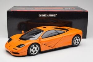 McLaren F1 Orange Minichamps 1:12 530133131 Métal Moulé — image 9 sur 9