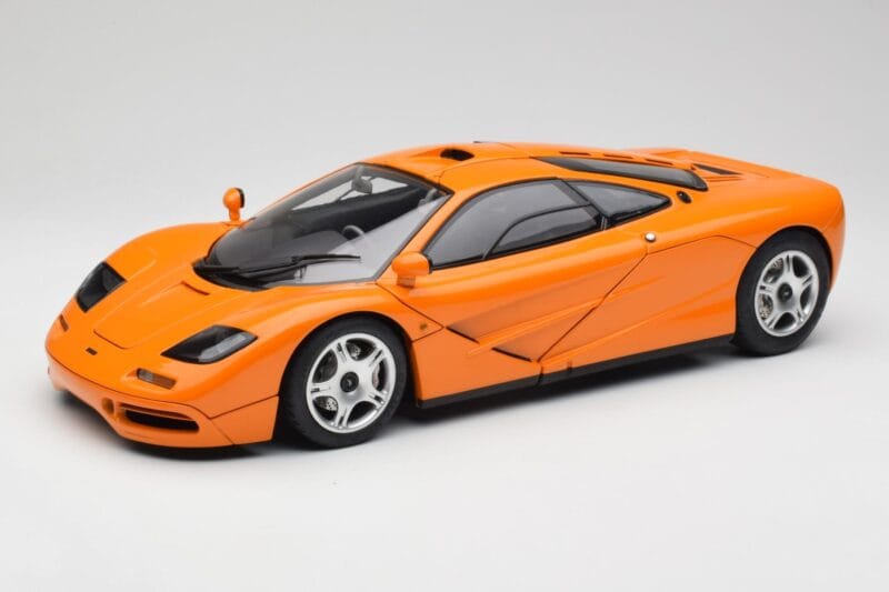 McLaren F1 Orange Minichamps 1:12 530133131 Métal Moulé