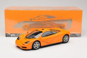 McLaren F1 Orange Minichamps 1:18 530133421 Métal Moulé — image 8 sur 8