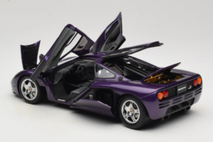 McLaren F1 Violet LCD 1:18 LCD18014-PU Métal Moulé — image 5 sur 8