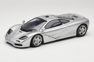 McLaren F1 Argent UT Models 1:18 530133180-R1 Métal Moulé