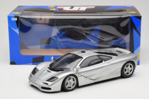 McLaren F1 Argent UT Models 1:18 530133180-R1 Métal Moulé — image 8 sur 8