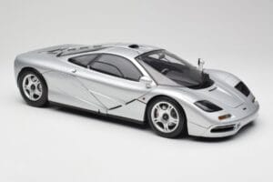 McLaren F1 Argent Minichamps 1:12 530133129 Métal Moulé — image 6 sur 8