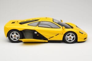 McLaren F1 Jaune Minichamps 1:12 530133121 Métal Moulé — image 4 sur 9